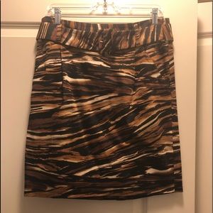 Adrienne Vittadini Skirt ~ Size 8 ~ Black and Brown ~ NWOT